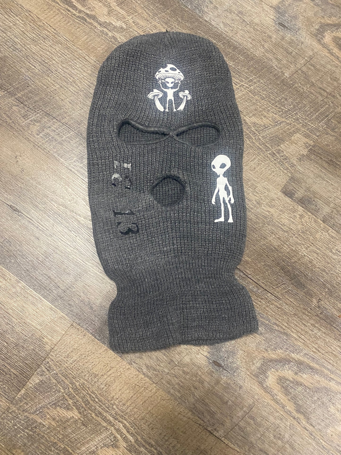 D4yWALK3r (TH3 Grey) Mask